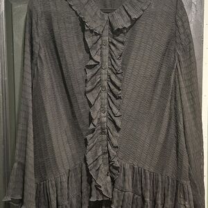 Elegant Gray Ruffled Women's Top